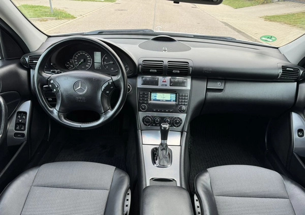Mercedes-Benz Klasa C cena 19900 przebieg: 164253, rok produkcji 2004 z Nidzica małe 781